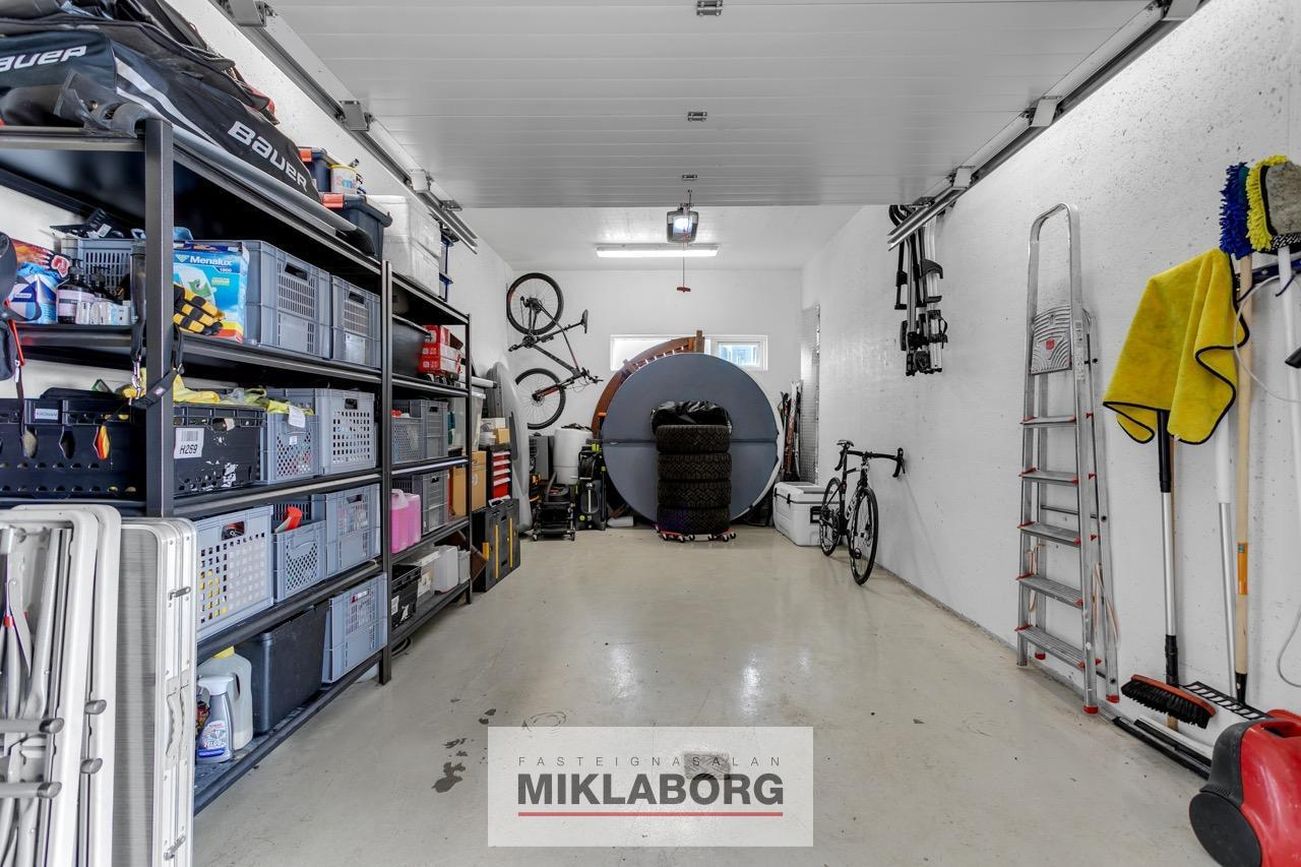 Holtsvegur 57, 210 Garðabær