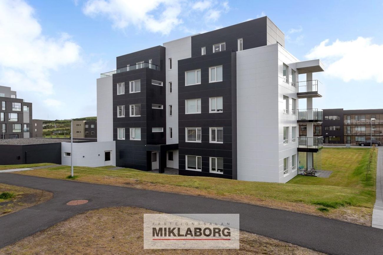 Holtsvegur 57, 210 Garðabær