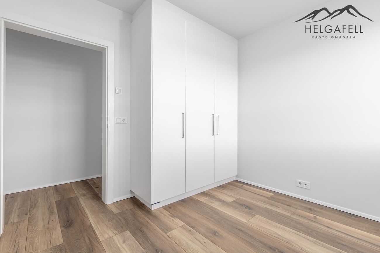 Áshamar 7 - 0406, 221 Hafnarfjörður