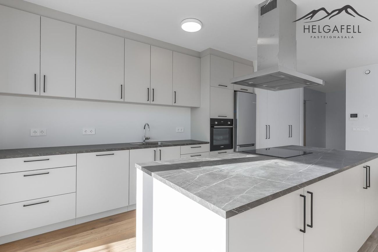 Áshamar 7 - 0406, 221 Hafnarfjörður