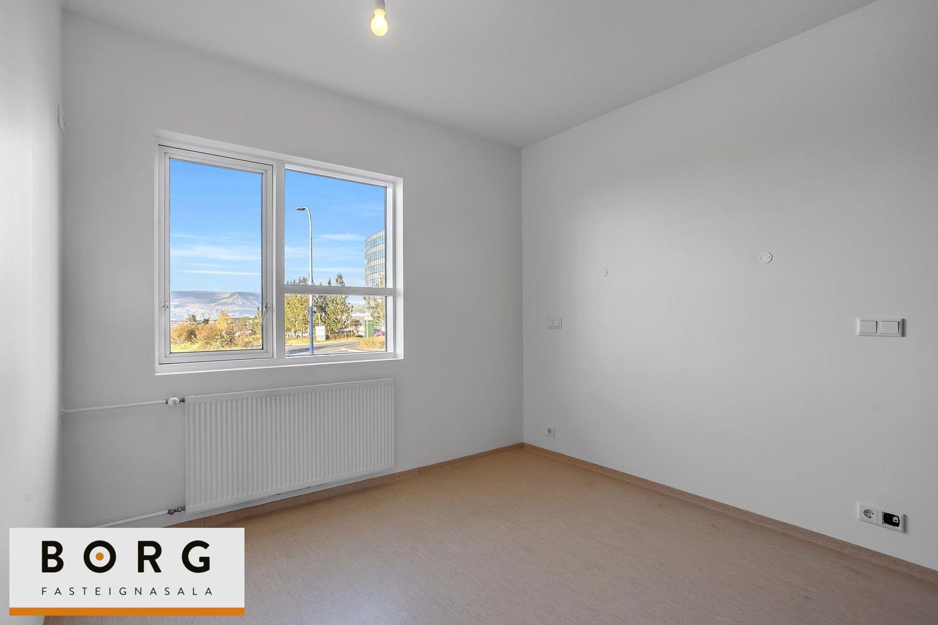 Hraunbær 109 - 0101, 110 Reykjavík