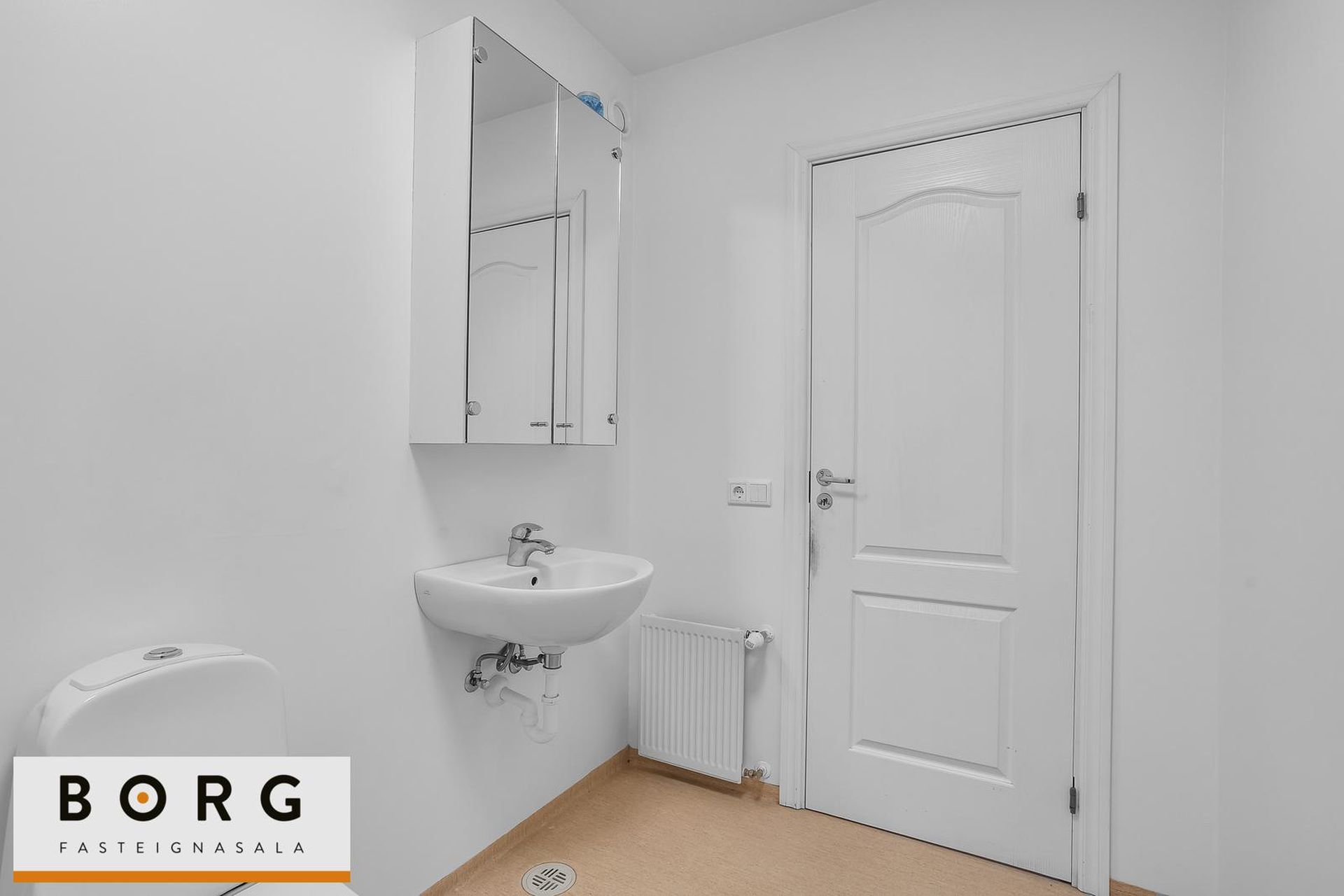 Hraunbær 109 - 0101, 110 Reykjavík