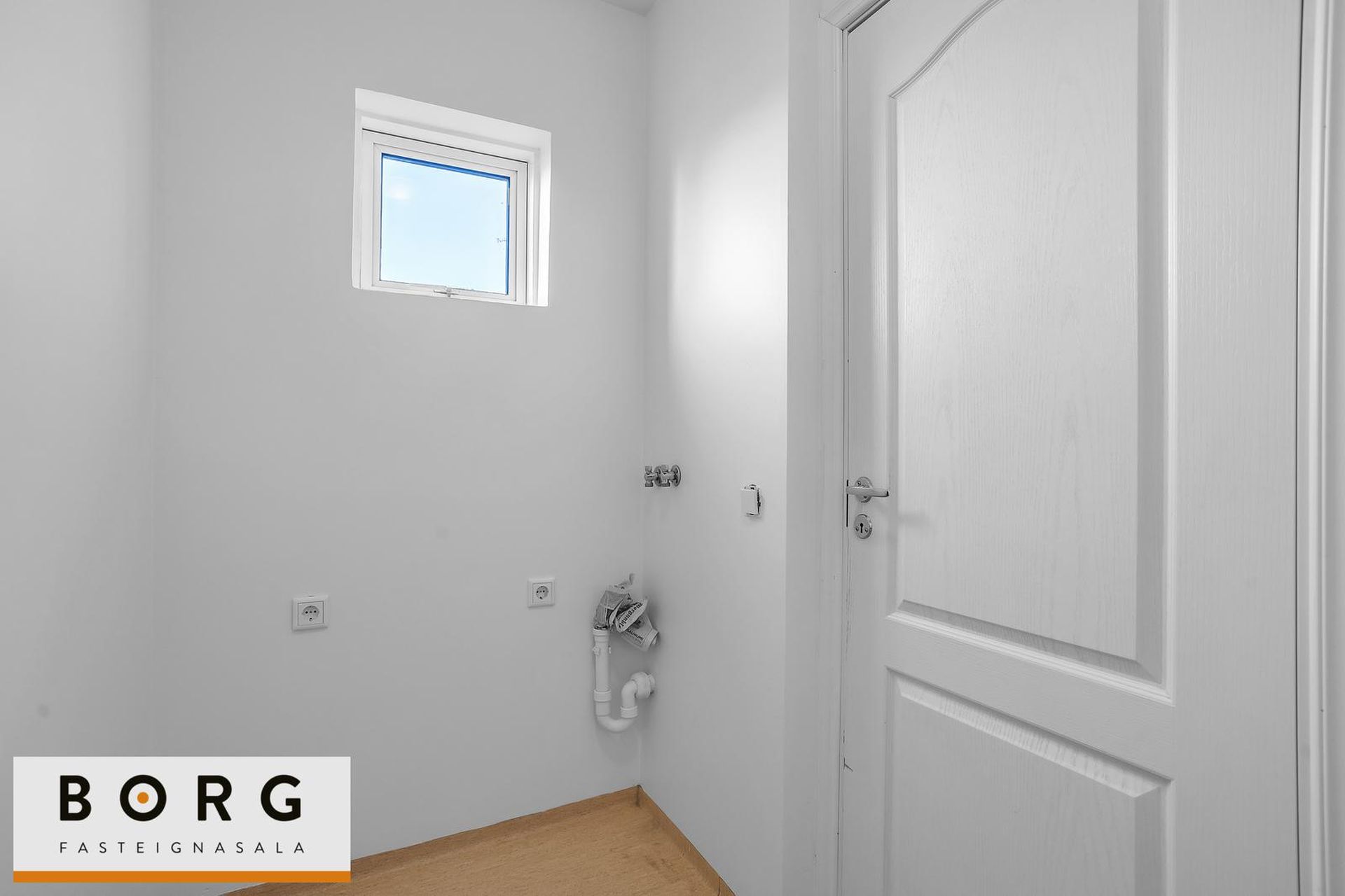 Hraunbær 109 - 0101, 110 Reykjavík