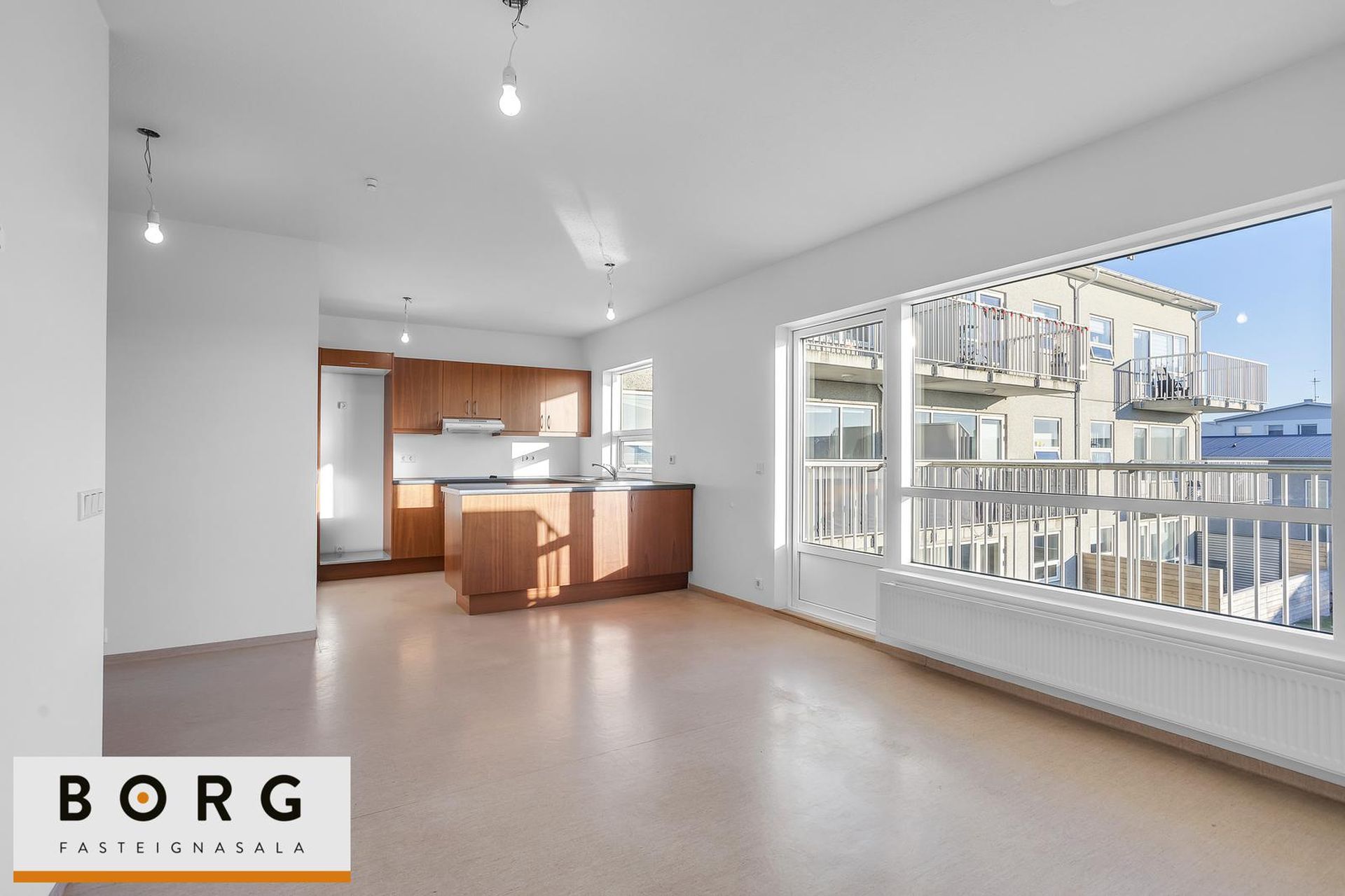 Hraunbær 109 - 0101, 110 Reykjavík