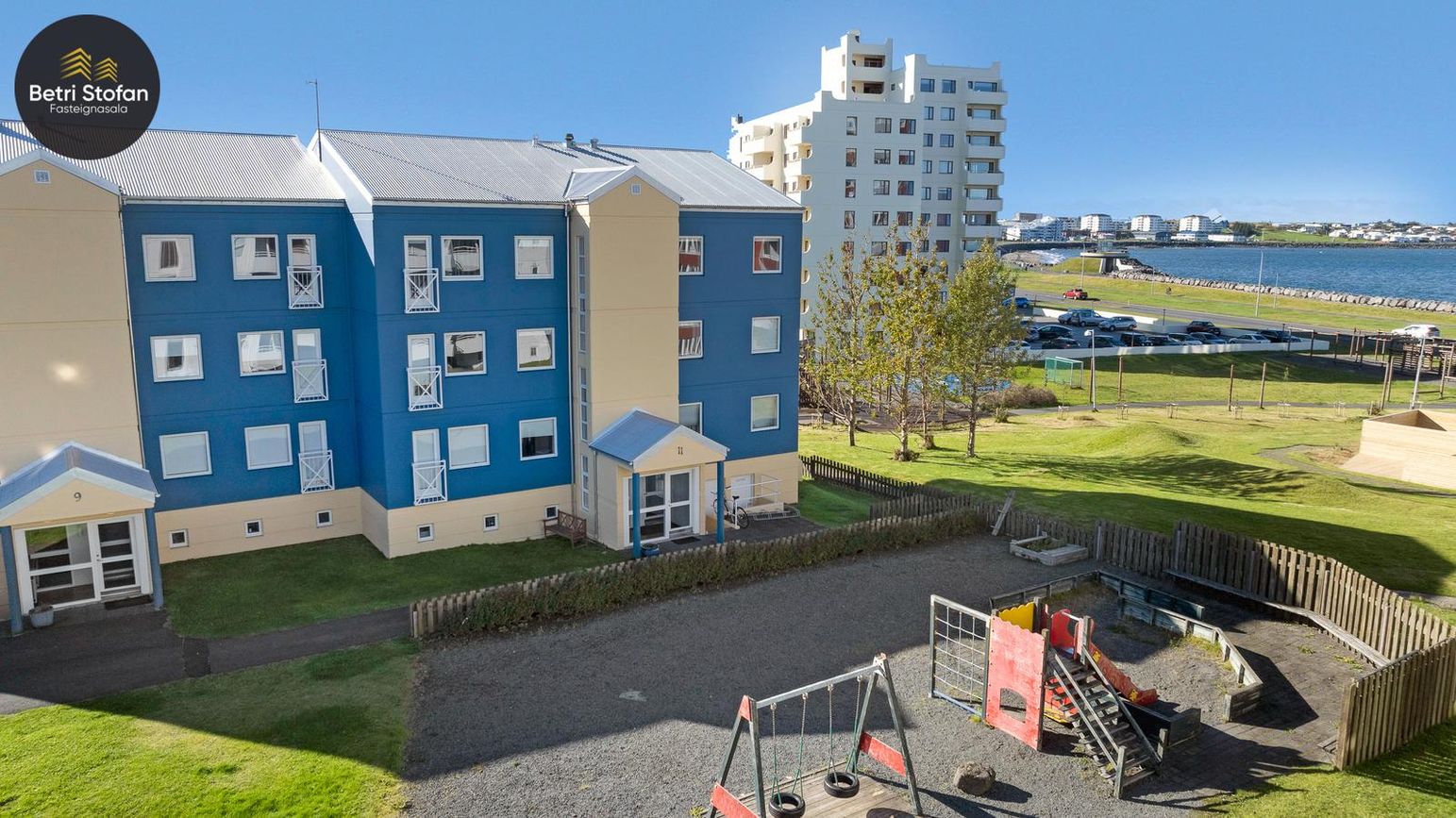 Bárugrandi 11, 107 Reykjavík