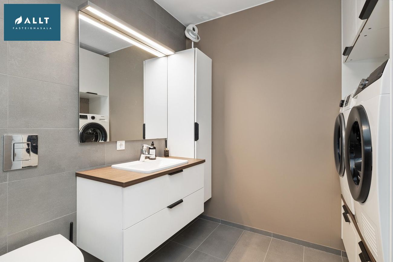 Gerplustræti 2, 270 Mosfellsbær