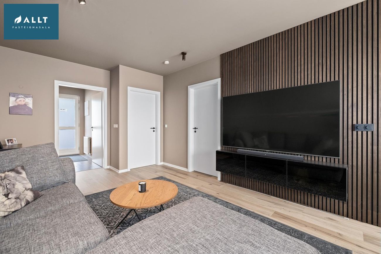 Gerplustræti 2, 270 Mosfellsbær