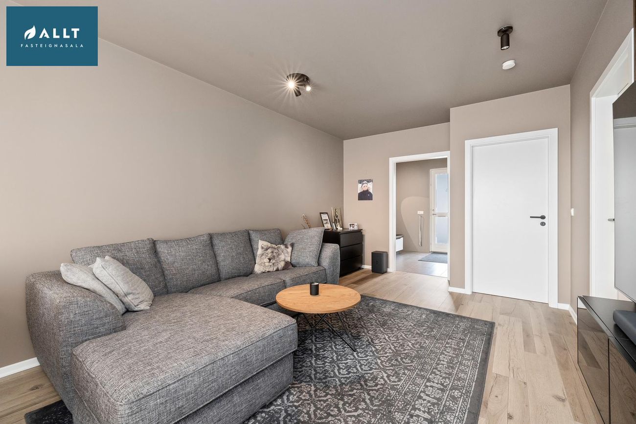 Gerplustræti 2, 270 Mosfellsbær