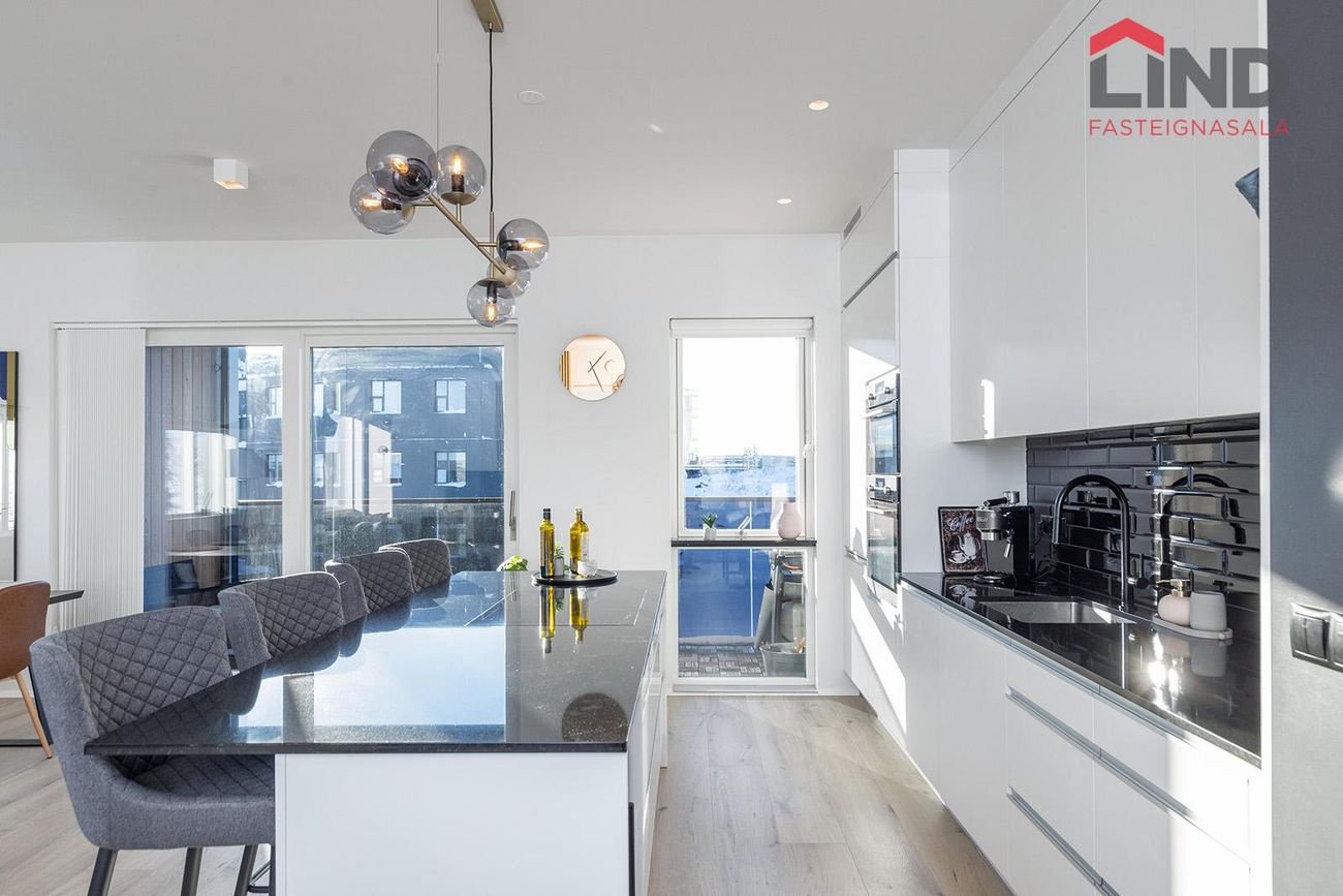 Urriðaholtsstræti 38 - 0403, 210 Garðabær