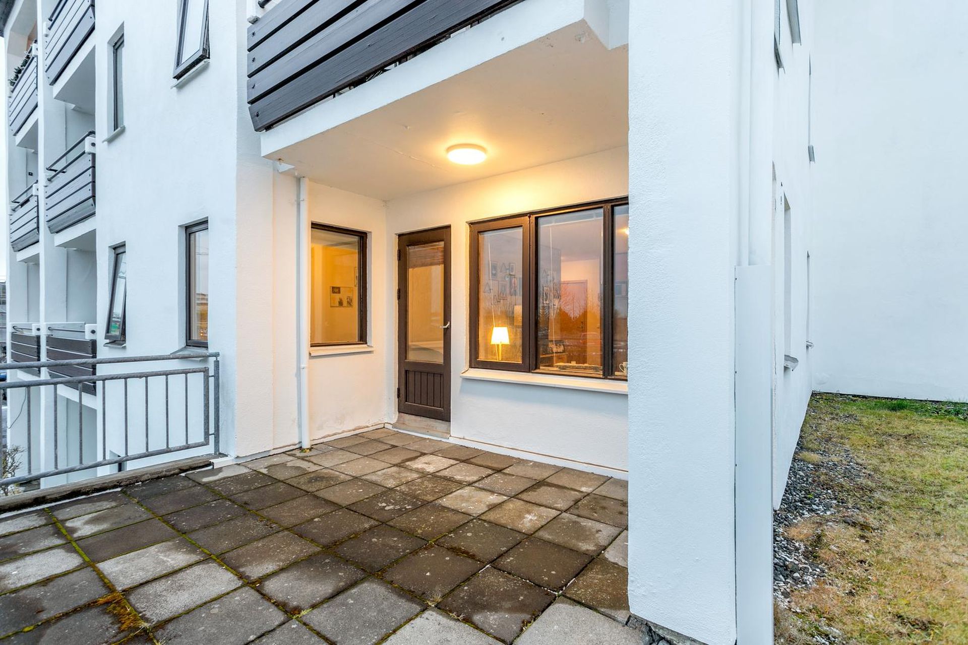 Vallarás 3, 110 Reykjavík
