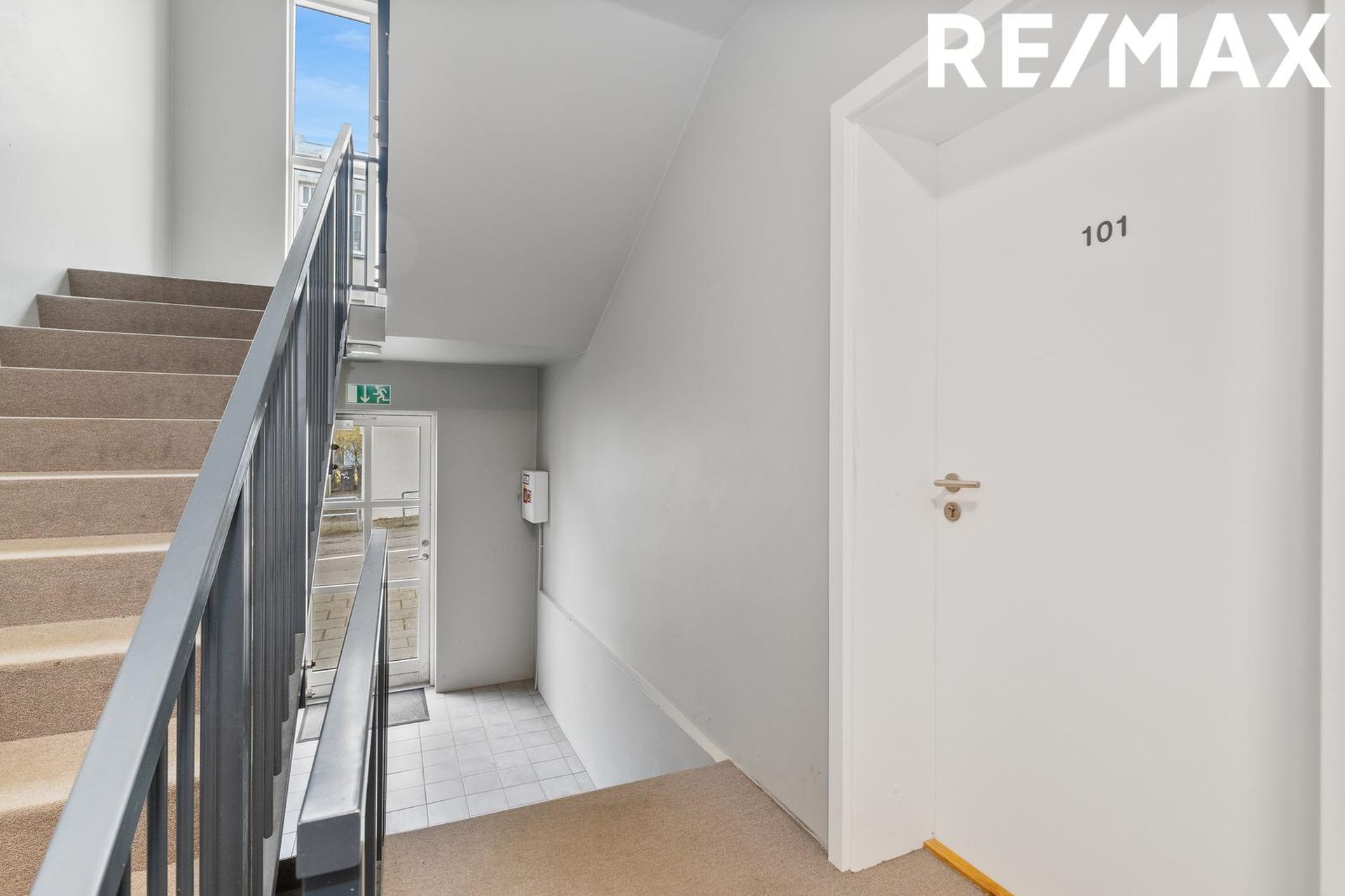 Laugavegur 145 - 0101, 105 Reykjavík