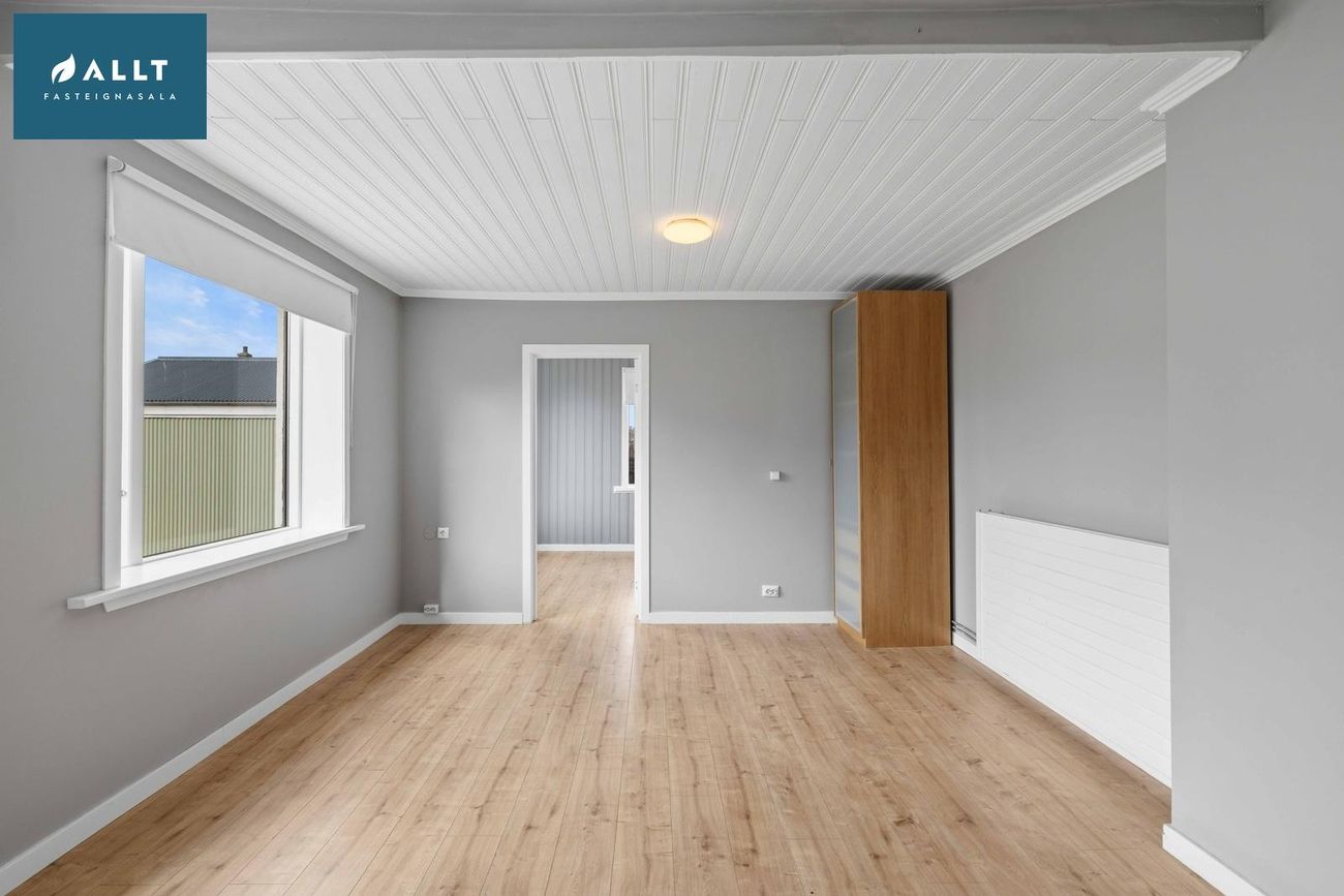 Túngata 13, 230 Reykjanesbær