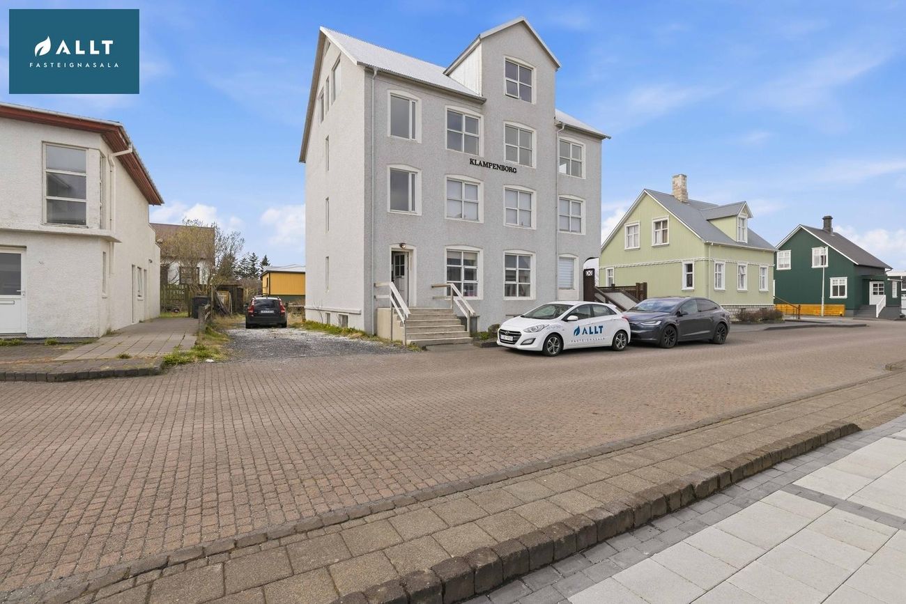 Túngata 13, 230 Reykjanesbær