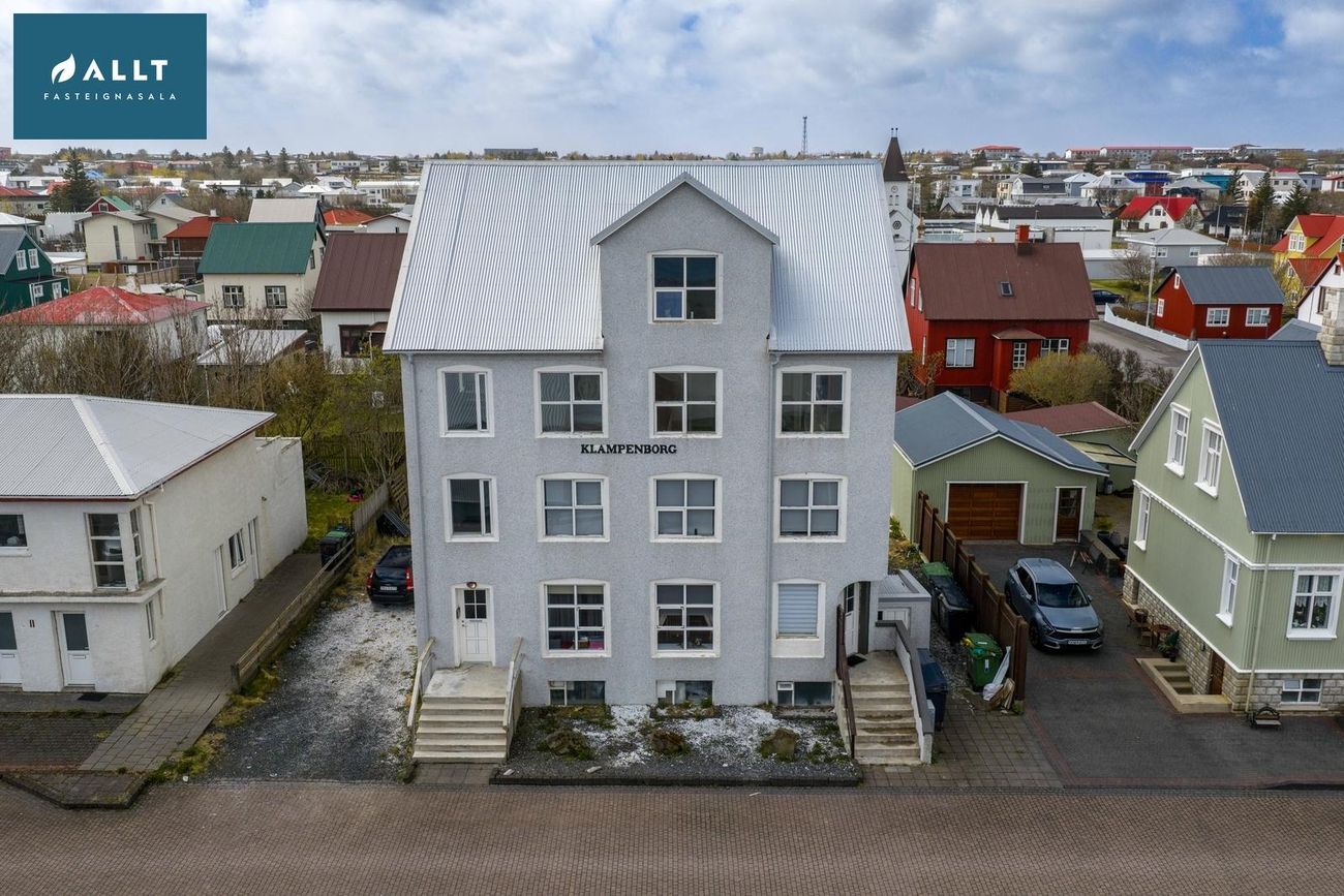 Túngata 13, 230 Reykjanesbær