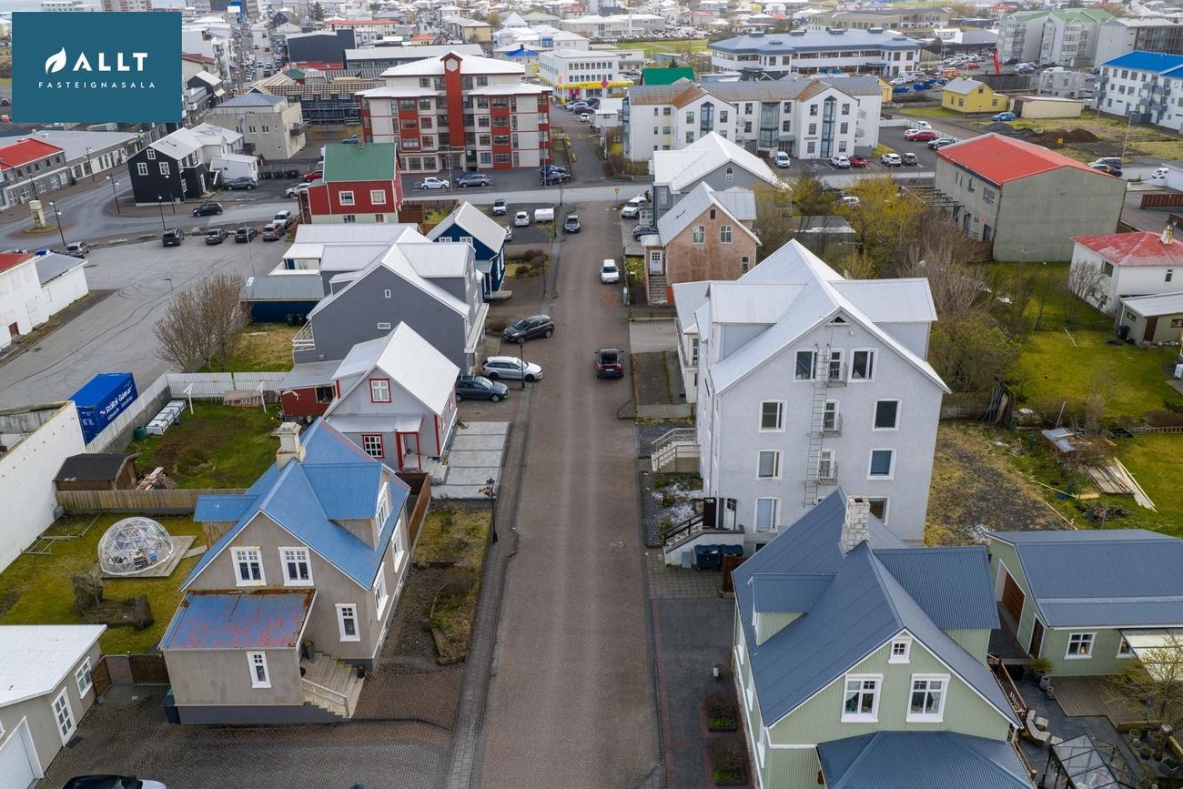Túngata 13, 230 Reykjanesbær