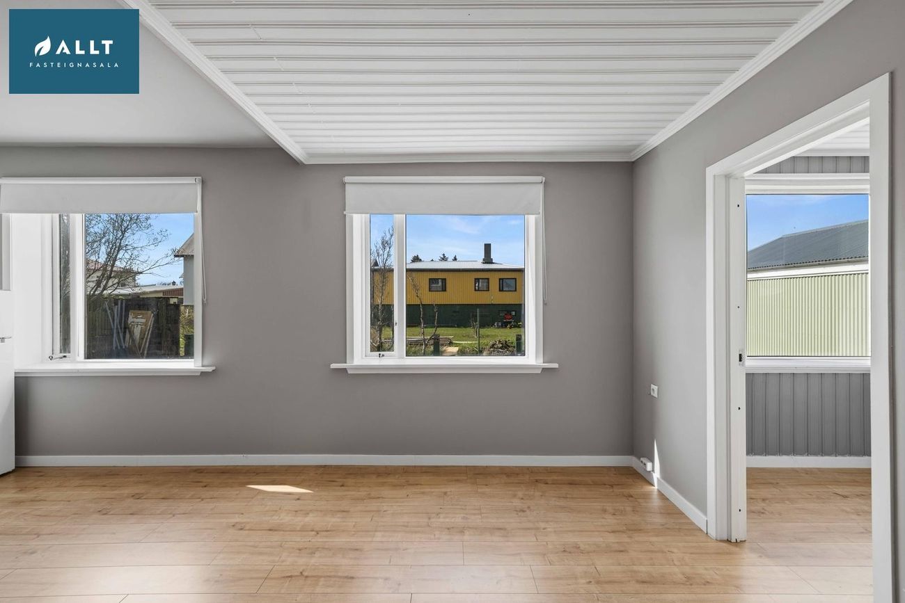Túngata 13, 230 Reykjanesbær