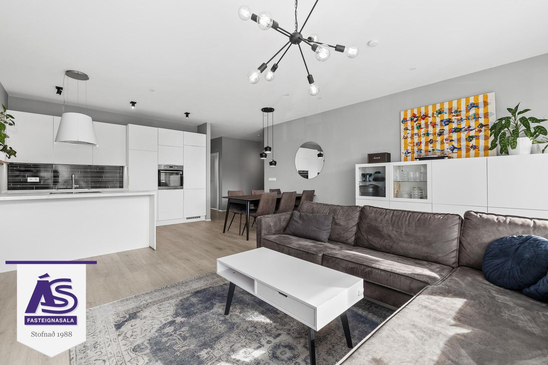 Vinastræti 8 - 0205, 210 Garðabær