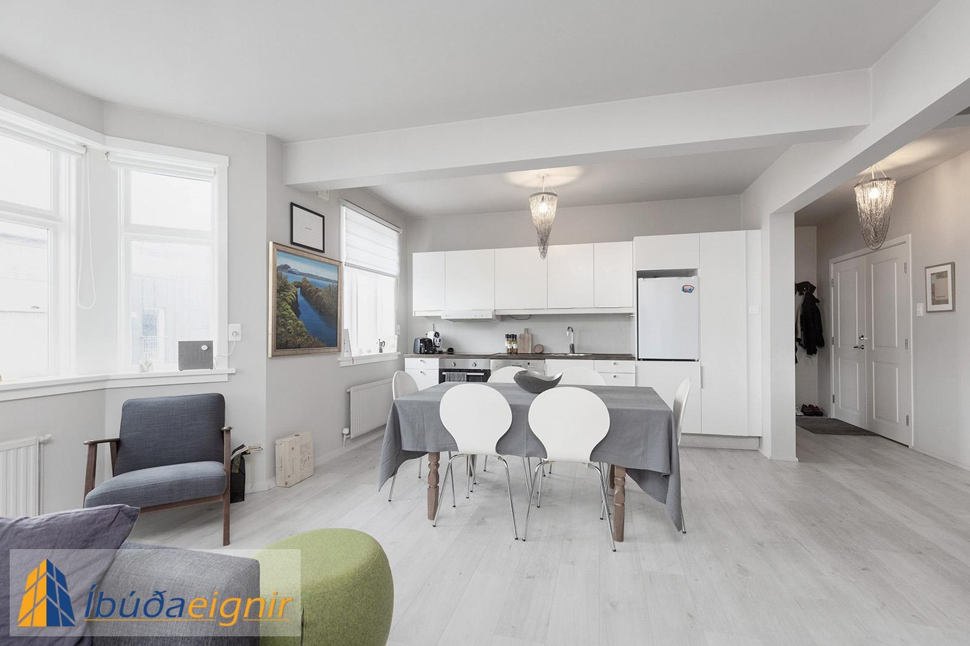 Laugavegur 82, 101 Reykjavík