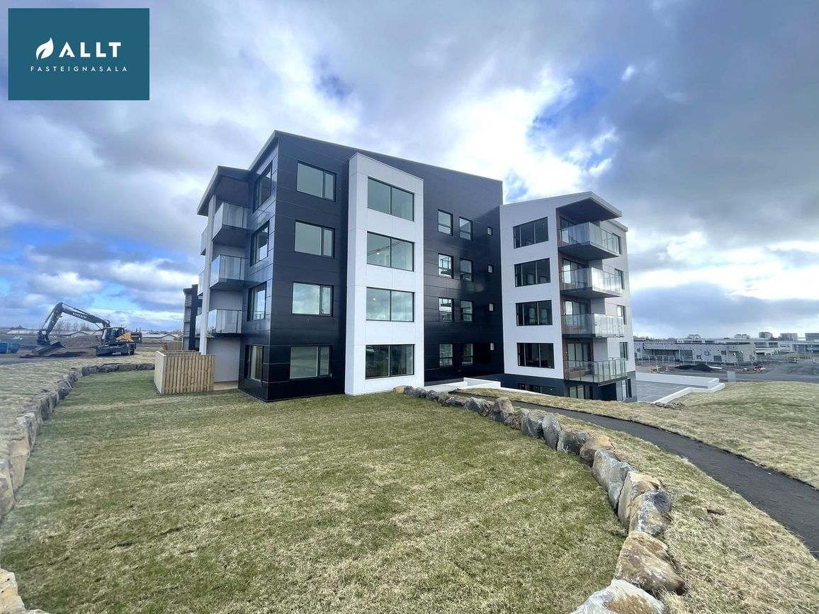 Asparlaut 26, 230 Reykjanesbær
