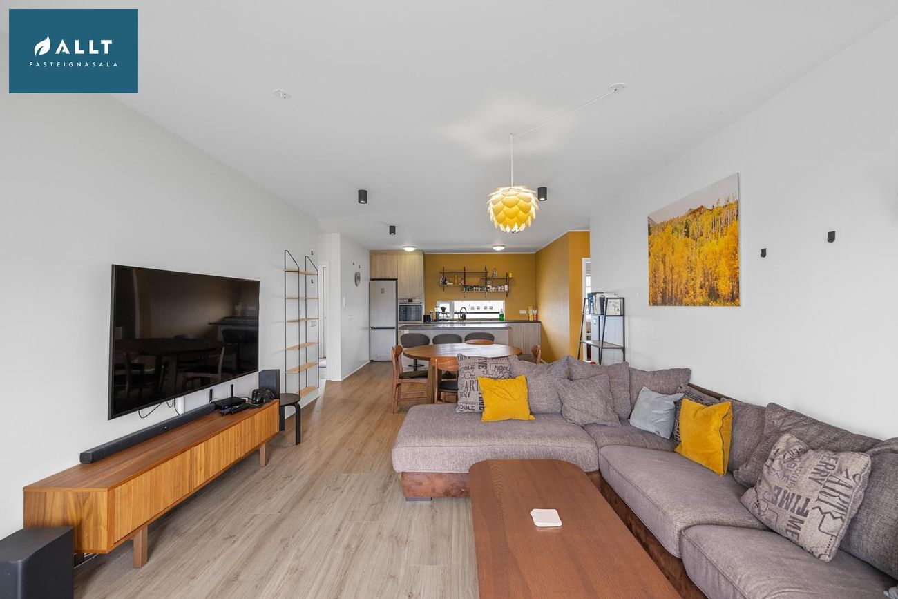 Bjarkardalur 2 - 0205, 260 Reykjanesbær