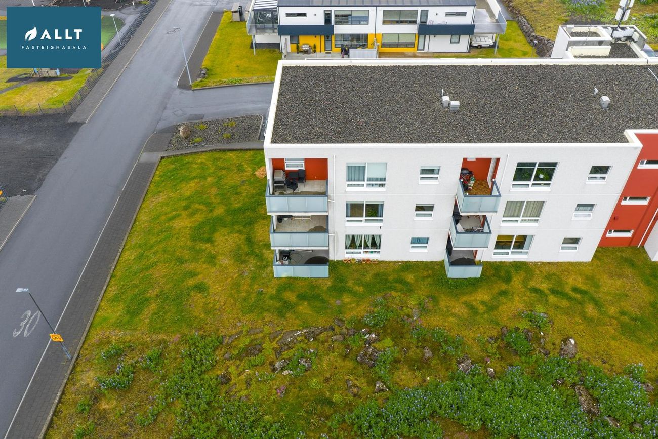 Bjarkardalur 2 - 0205, 260 Reykjanesbær