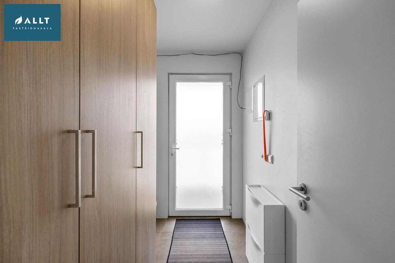 Bjarkardalur 2 - 0205, 260 Reykjanesbær