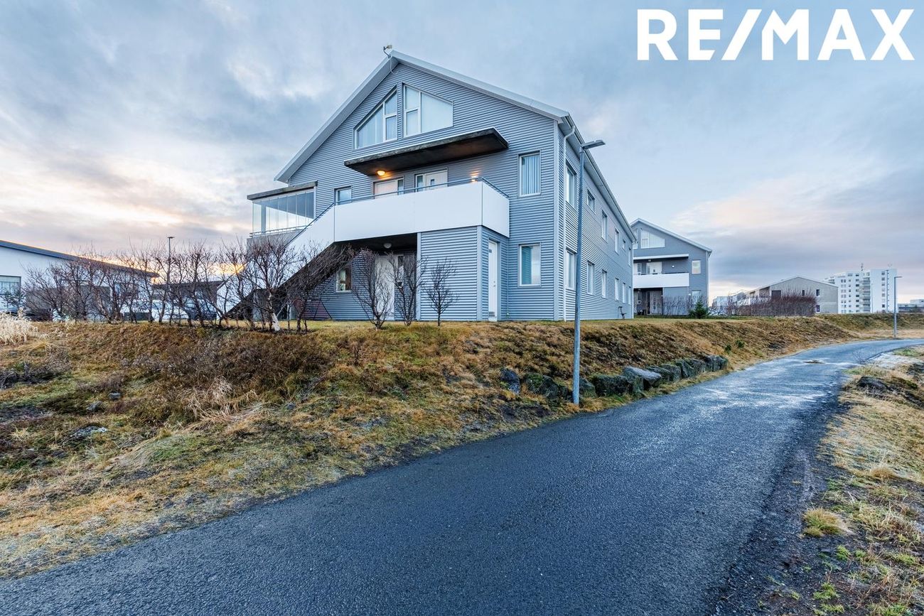 Glitvellir 3 - 0102, 221 Hafnarfjörður