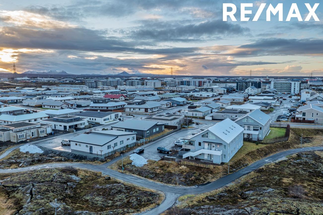 Glitvellir 3 - 0102, 221 Hafnarfjörður