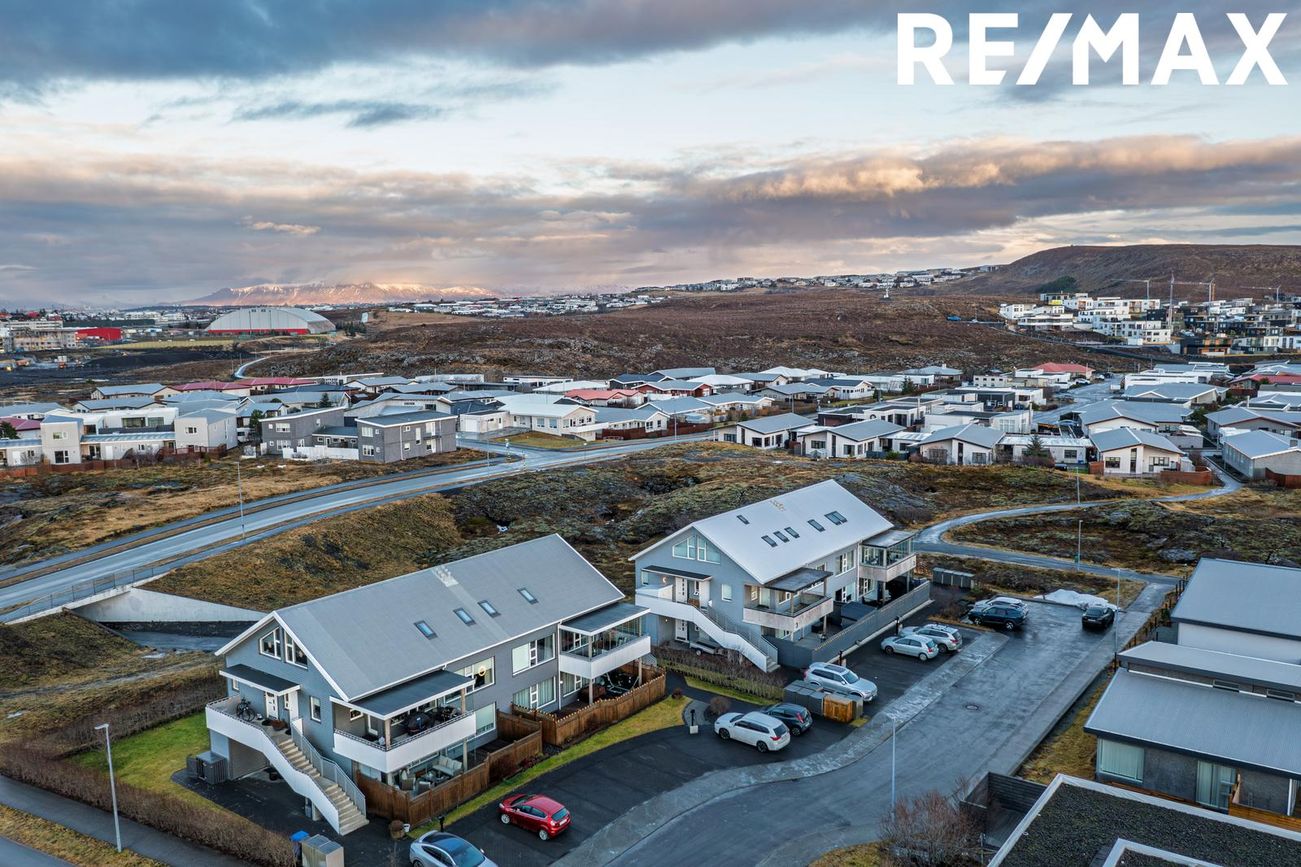 Glitvellir 3 - 0102, 221 Hafnarfjörður