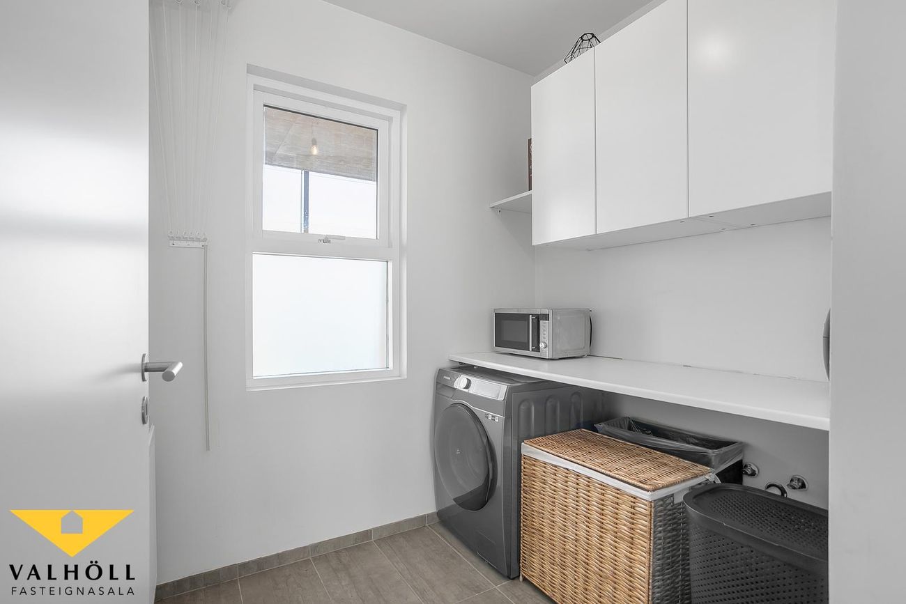 Vallakór 6A, 203 Kópavogur