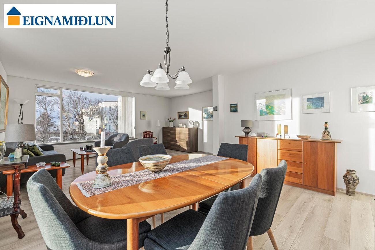 Hagamelur 48, 107 Reykjavík