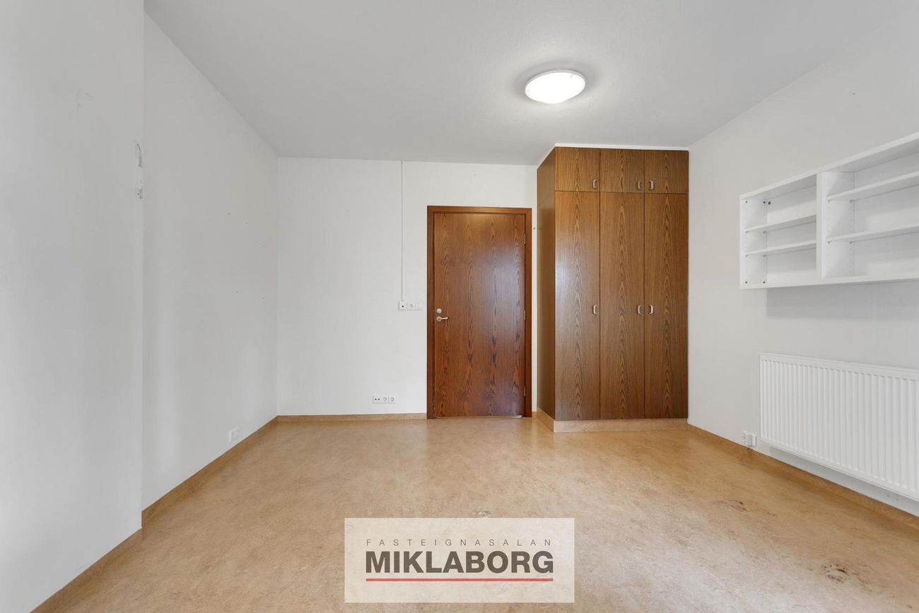 Mýrarás 2 - 0101, 110 Reykjavík