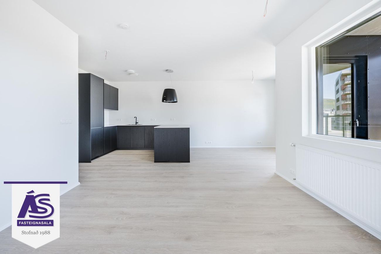 Baughamar 3 - 0305, 221 Hafnarfjörður