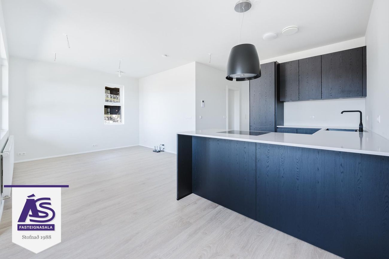 Baughamar 3 - 0305, 221 Hafnarfjörður