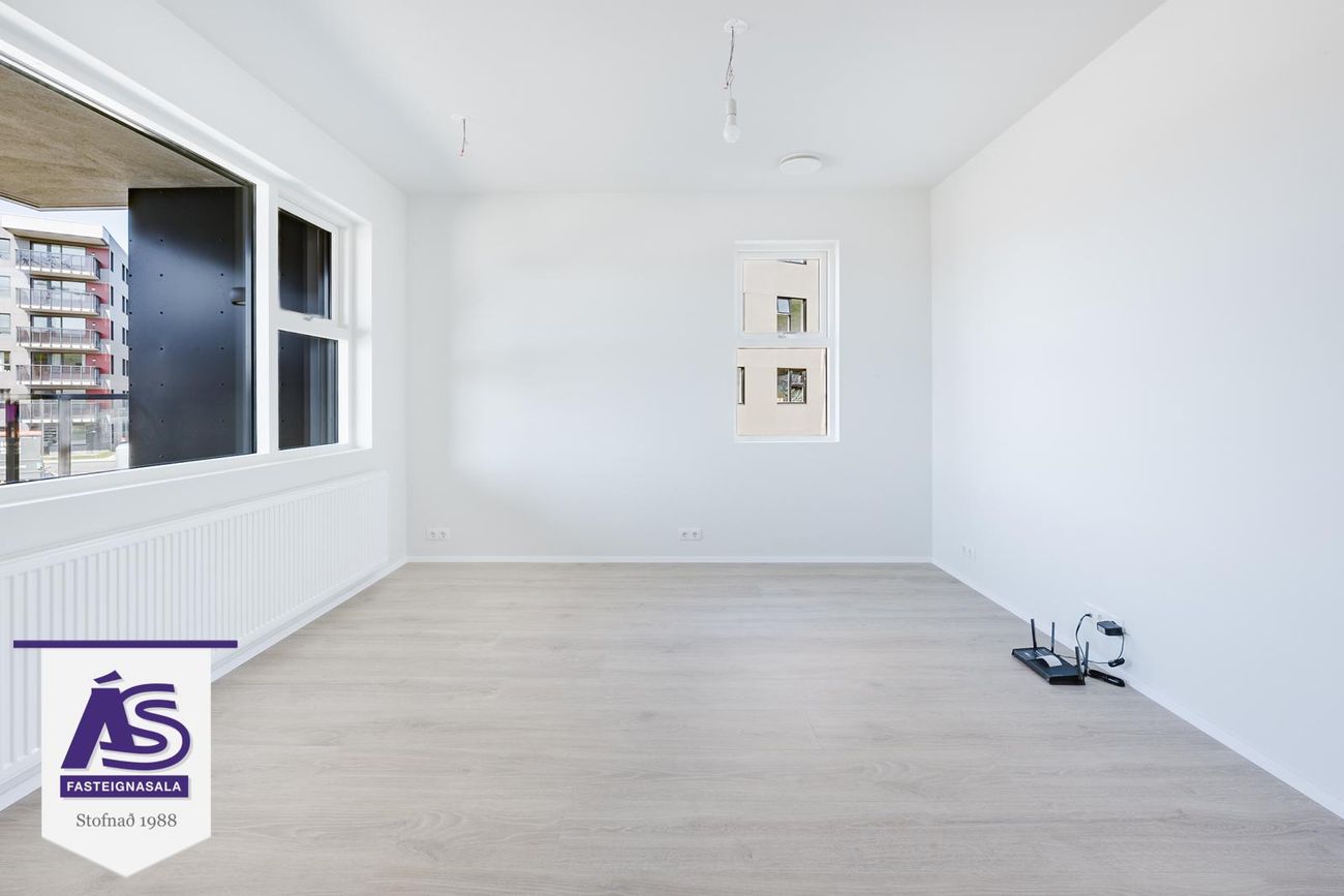 Baughamar 3 - 0305, 221 Hafnarfjörður