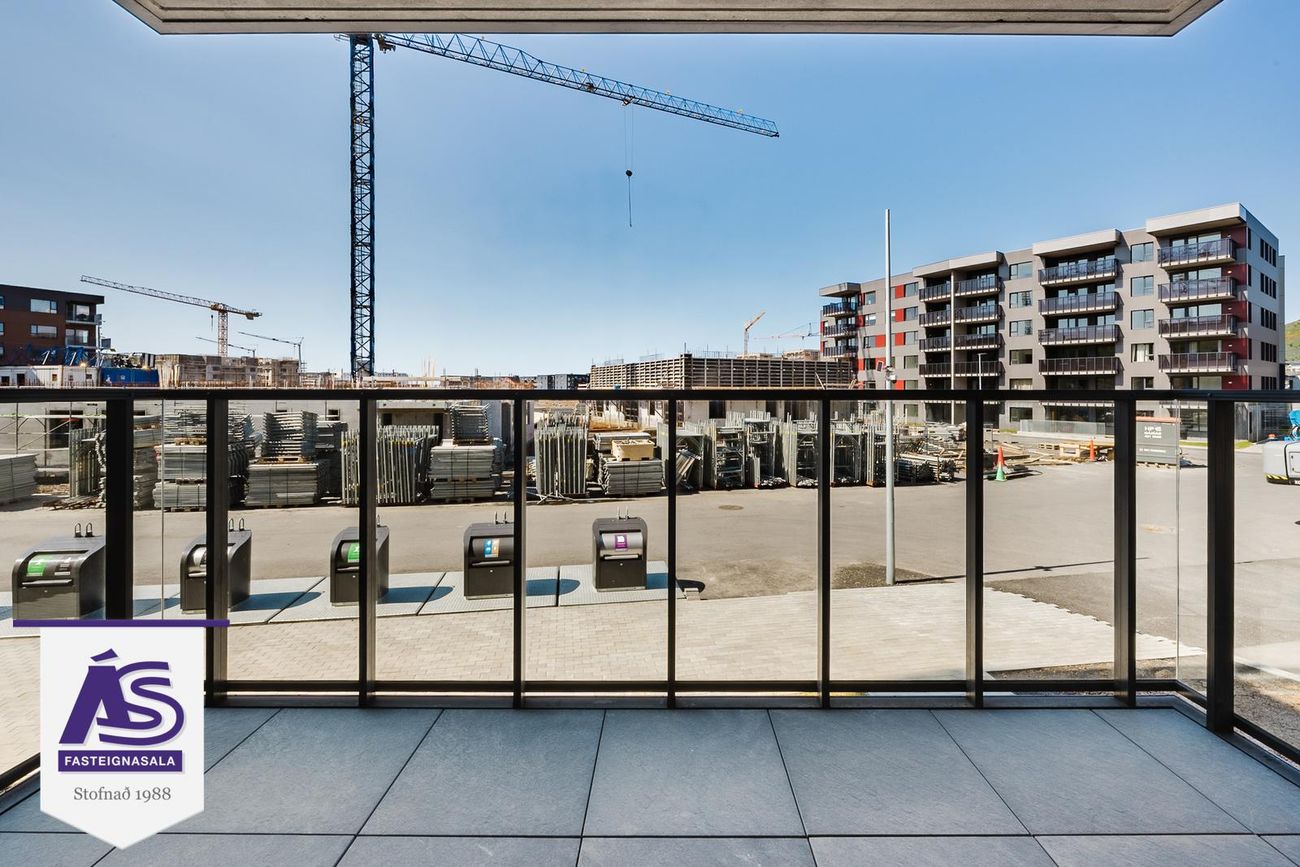 Baughamar 3 - 0305, 221 Hafnarfjörður
