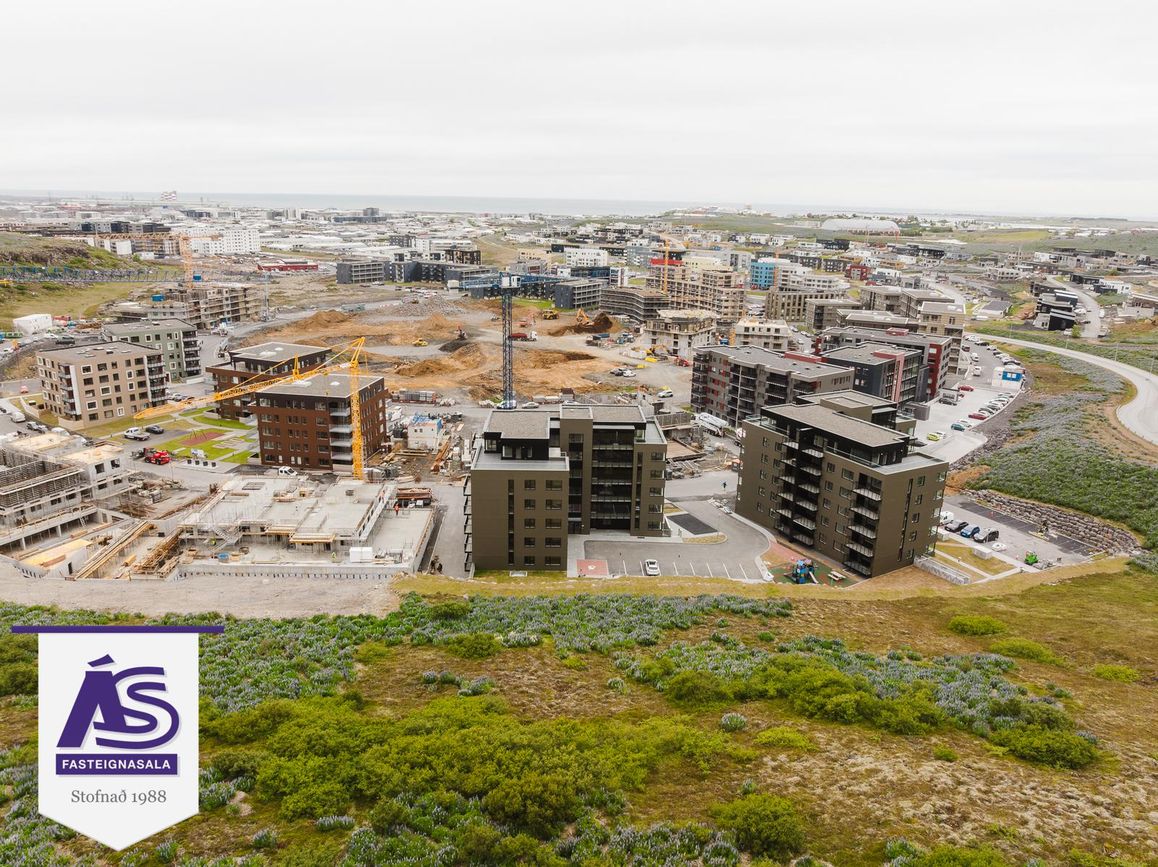 Baughamar 3 - 0305, 221 Hafnarfjörður