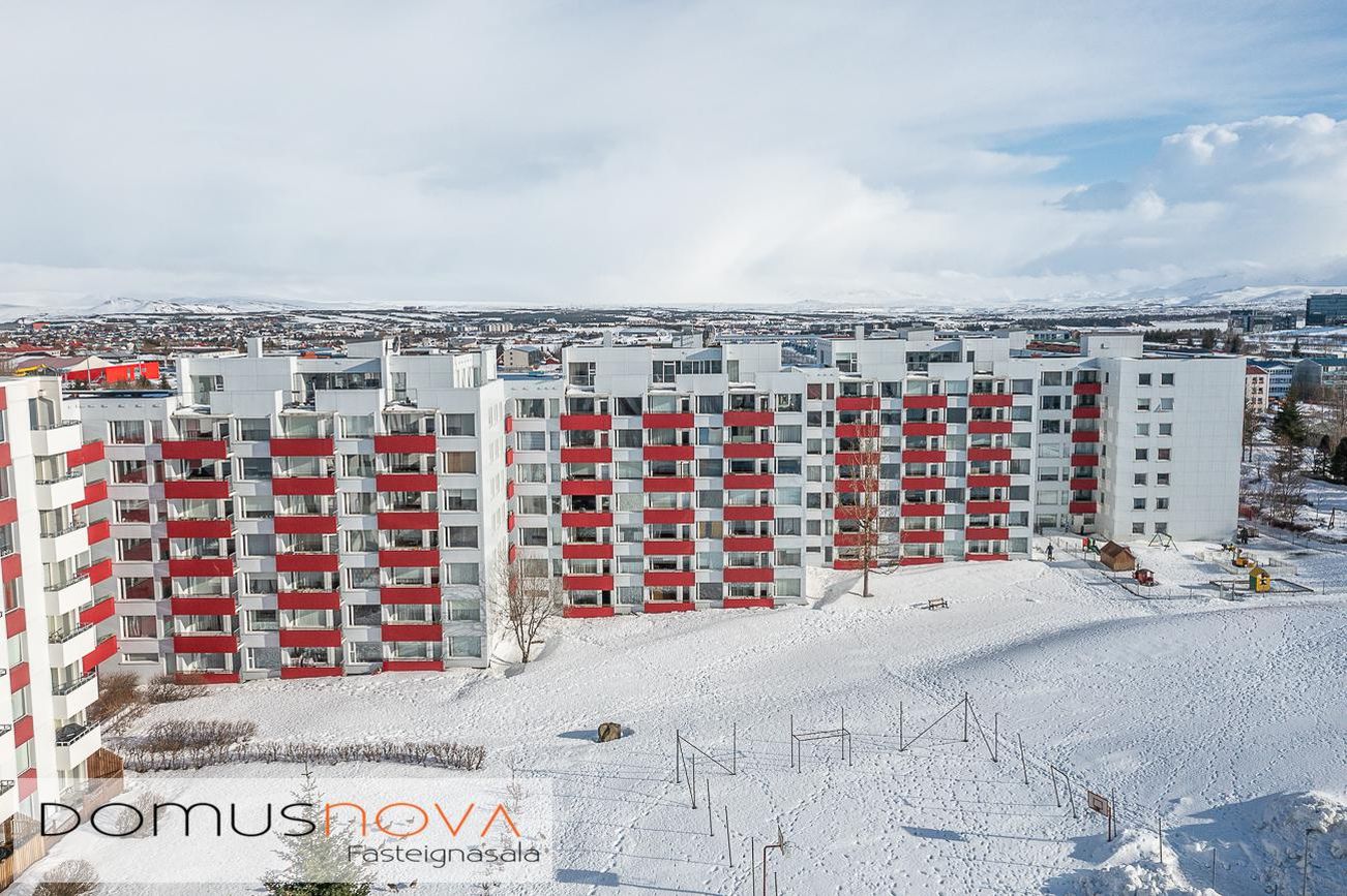 Asparfell 8, 111 Reykjavík