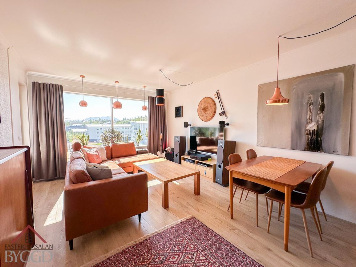 Skarðshlíð 10, 603 Akureyri