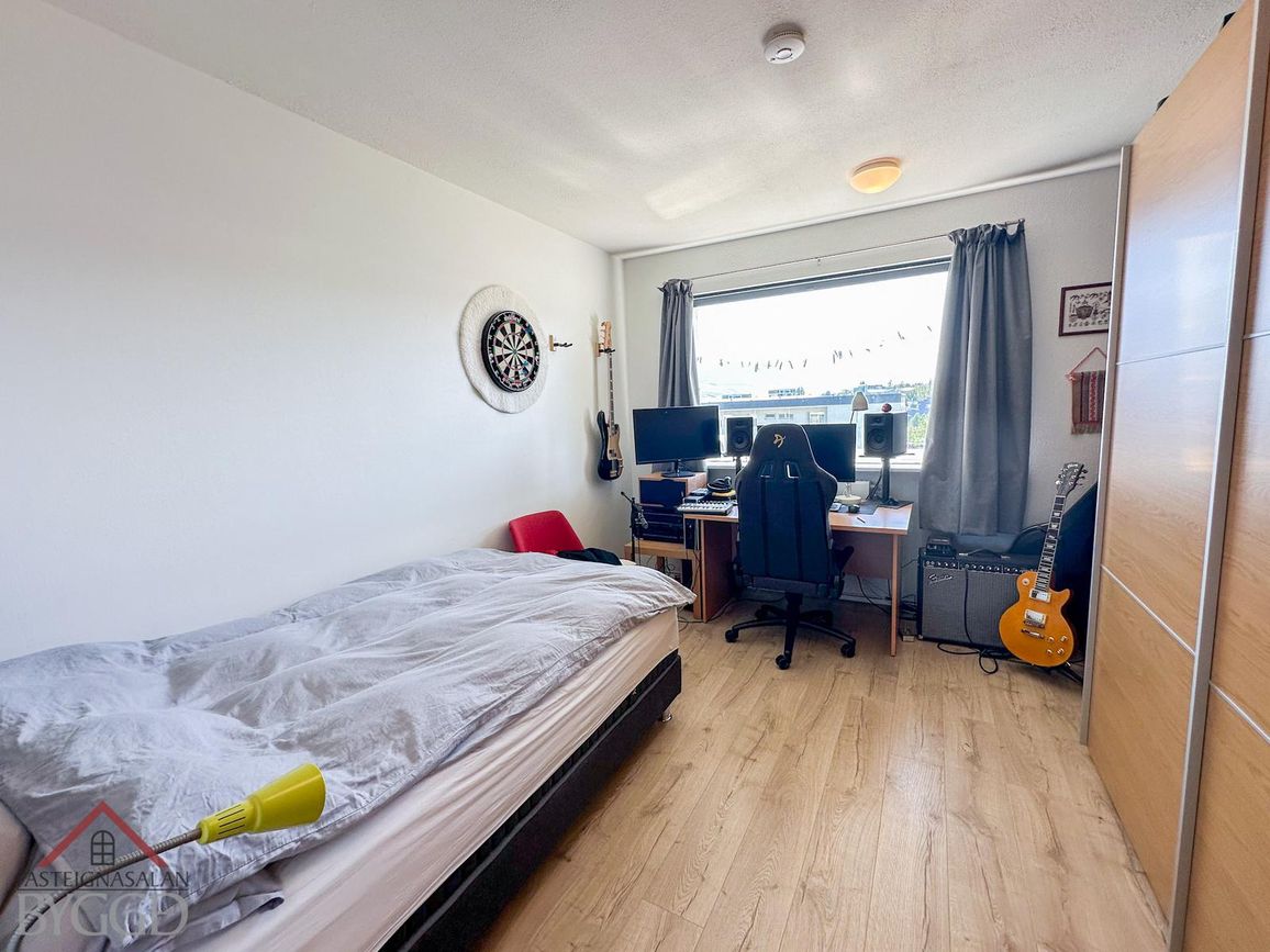 Skarðshlíð 10, 603 Akureyri