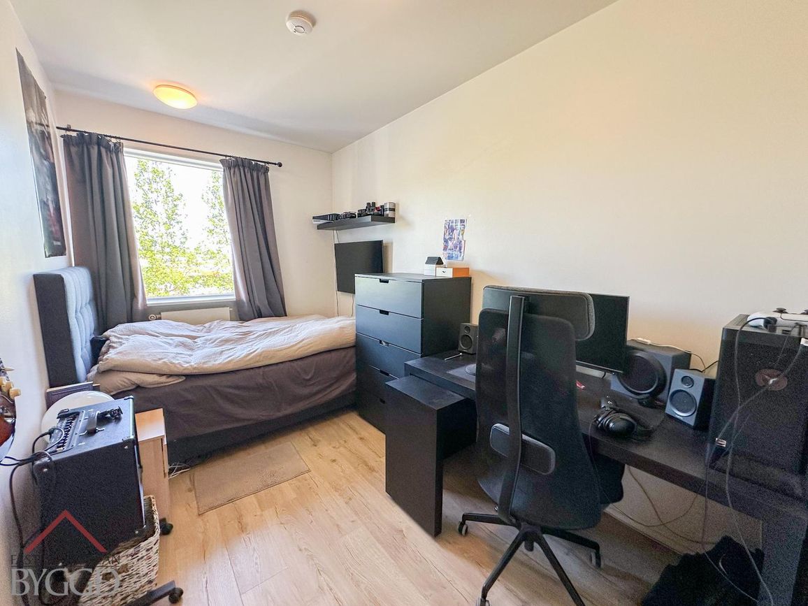 Skarðshlíð 10, 603 Akureyri