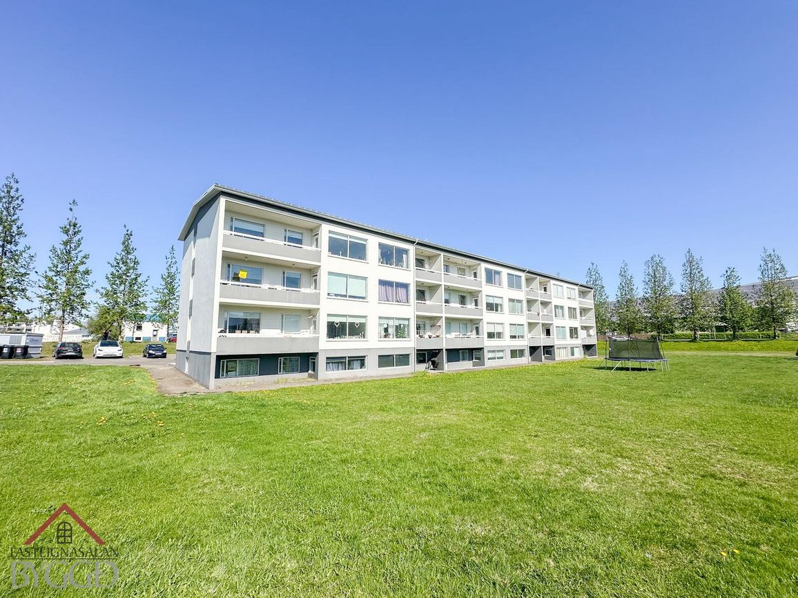 Skarðshlíð 10, 603 Akureyri