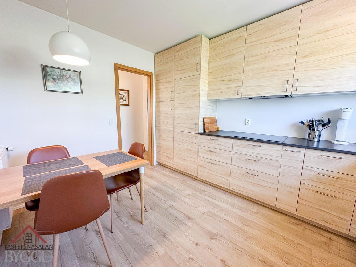 Skarðshlíð 10, 603 Akureyri