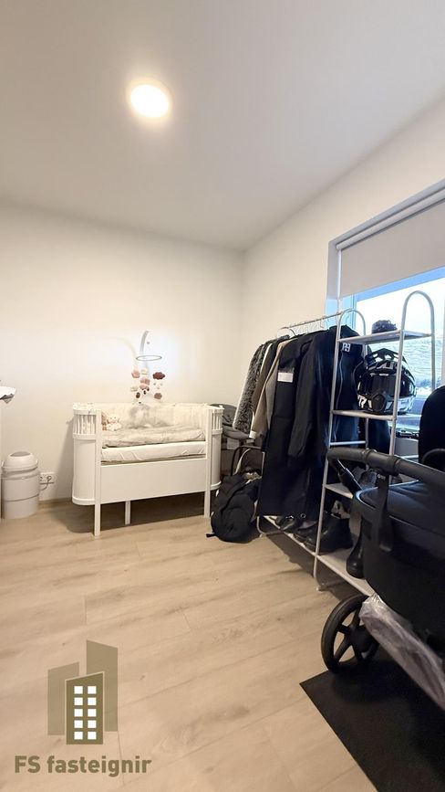 Víðihlíð 7, 604 Akureyri