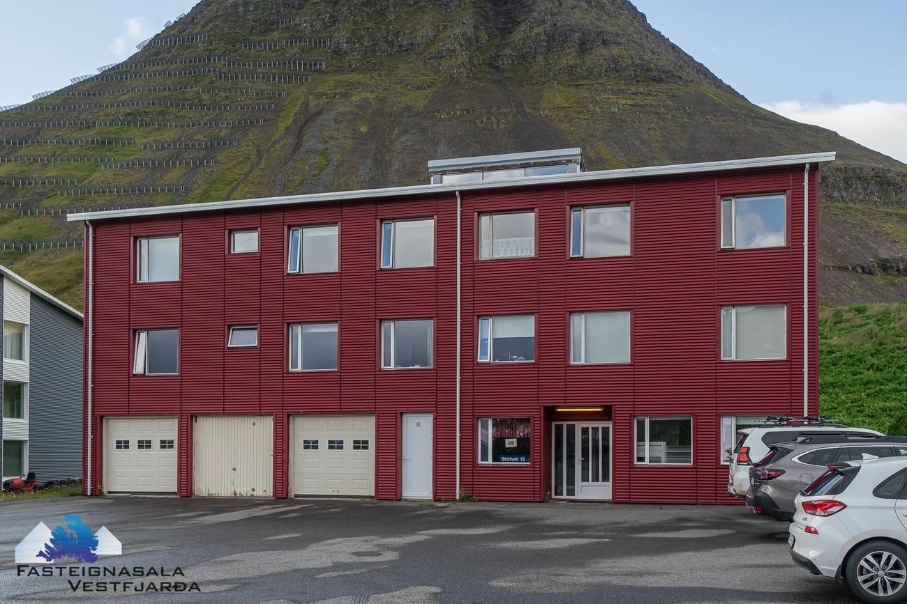 Stórholt 13, 400 Ísafjarðarbær