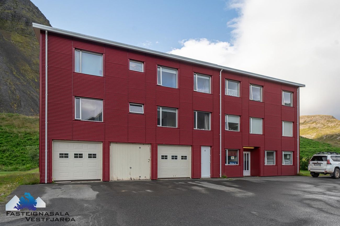 Stórholt 13, 400 Ísafjarðarbær
