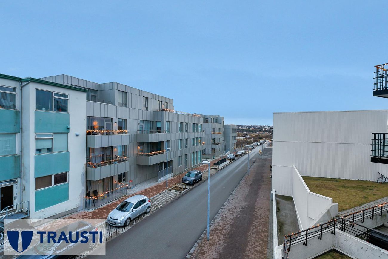 Kuggavogur 15 - 0201, 104 Reykjavík