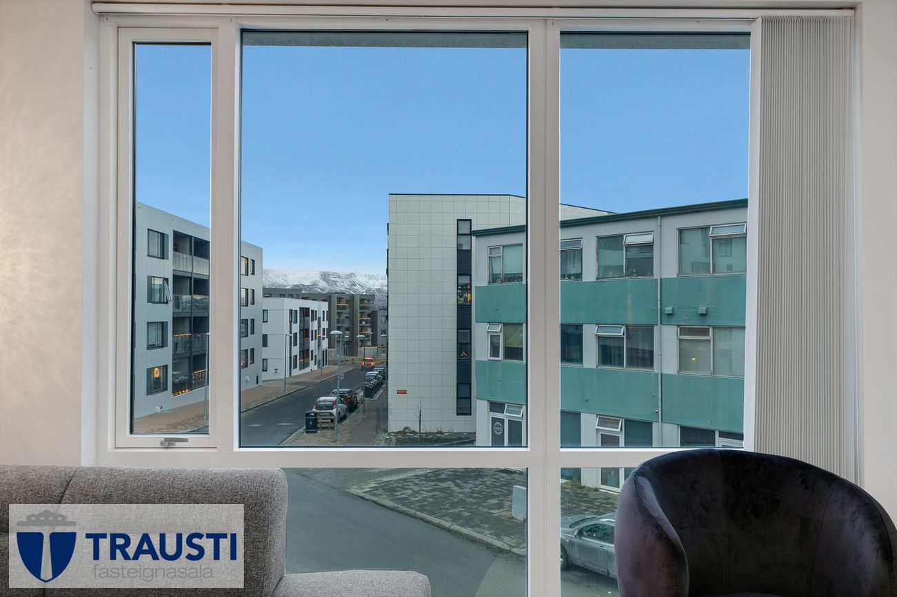 Kuggavogur 15 - 0201, 104 Reykjavík