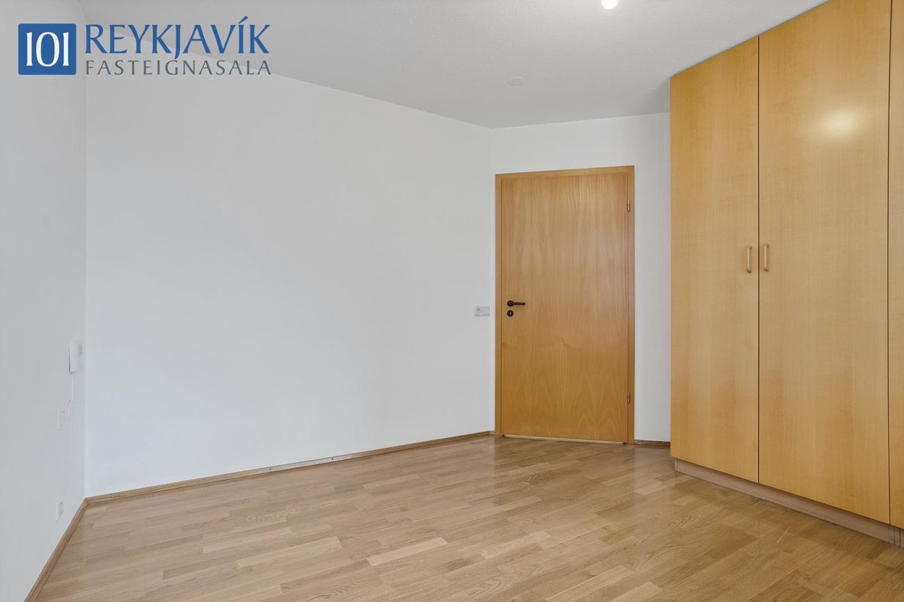 Skúlagata 40A, 101 Reykjavík