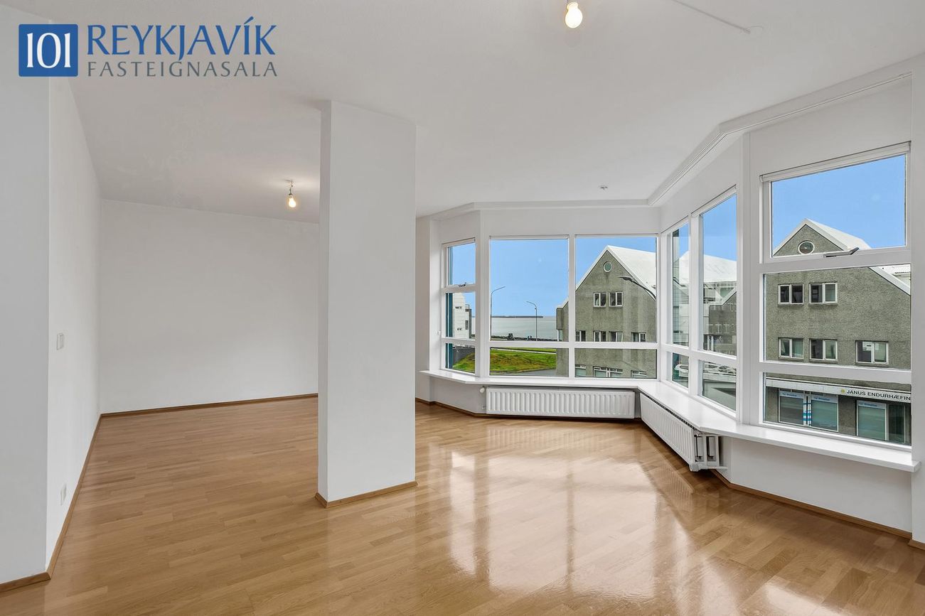 Skúlagata 40A, 101 Reykjavík